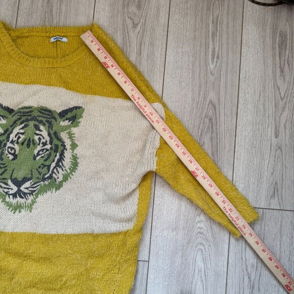 Suncoo Fuzzy Knit Sweater Women Tiger Graphic Ribbed Neckline Long Sleeve - Picture 6 of 11